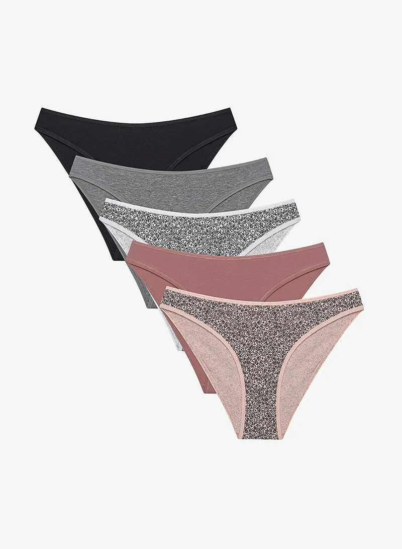 بنتي سراويل داخلية قصيرة بطبعة زهور - عبوة من  قطع