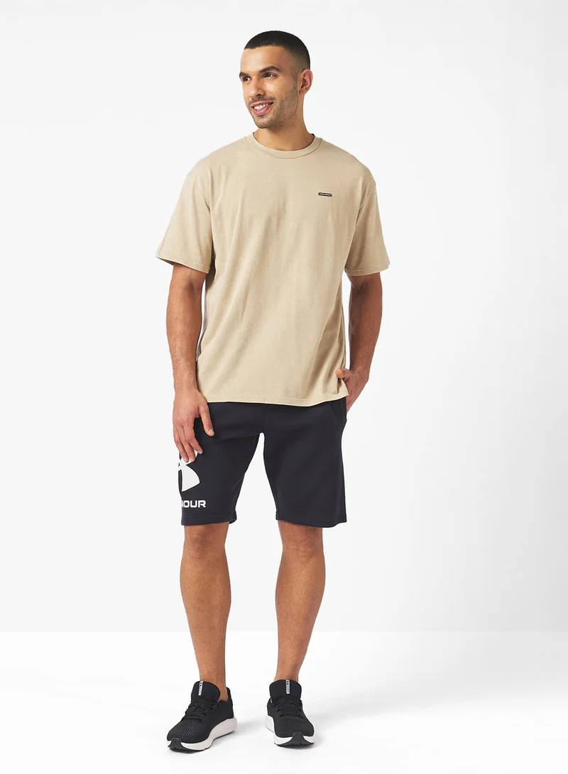 UNDER ARMOUR  Oversized Heavyweight Logo T-Shirt for Men | Best Price UAE