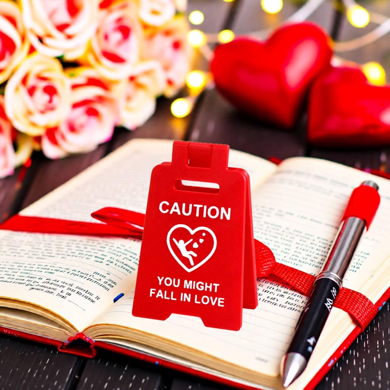 MAKIOTEKO 3D Mini Sign Valentine's Decoration Anniversary Present, Romantic Red A Little Sign To Say I Love You Sign Plaque Perfect Gifts for Her Wife Girlfriend Valentines Anniversary Wedding - Image 3