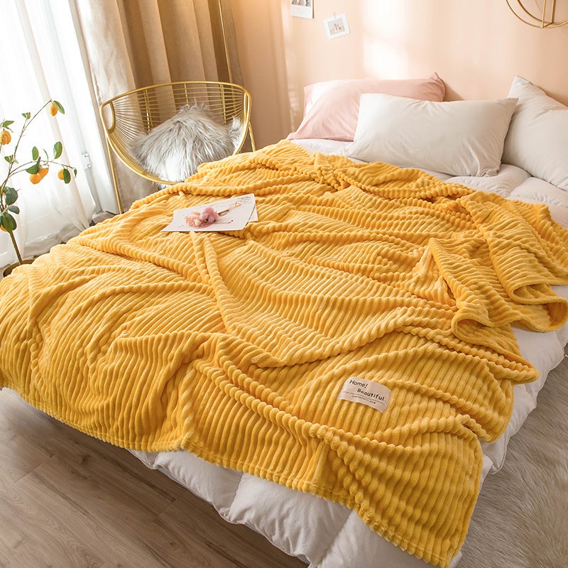 New Magic Velvet Warm Blanket Flannel Thickened Gift Blanket Coral Velvet Blanket Milk Velvet Nap Blanket - Image 3