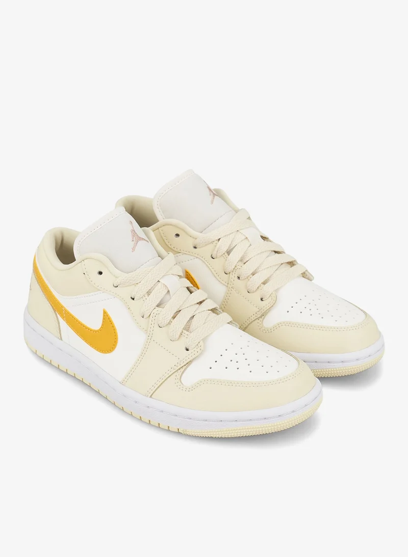 Jordan Women's Air Jordan 1 Low Shoes
