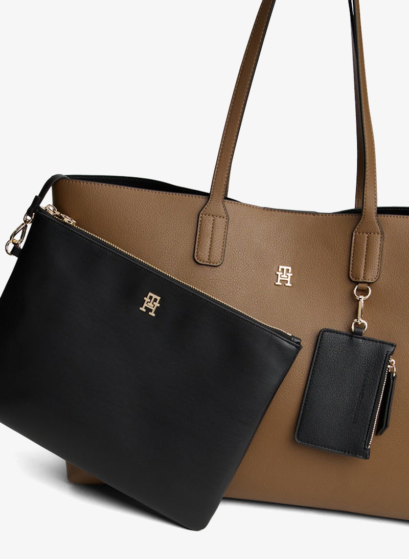 TOMMY HILFIGER The American Icon Pebble Grain Tote Bag - Image 5