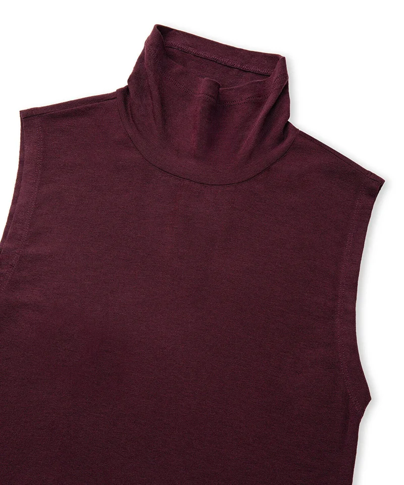 ابيكول High-Neck Basic T-Shirt