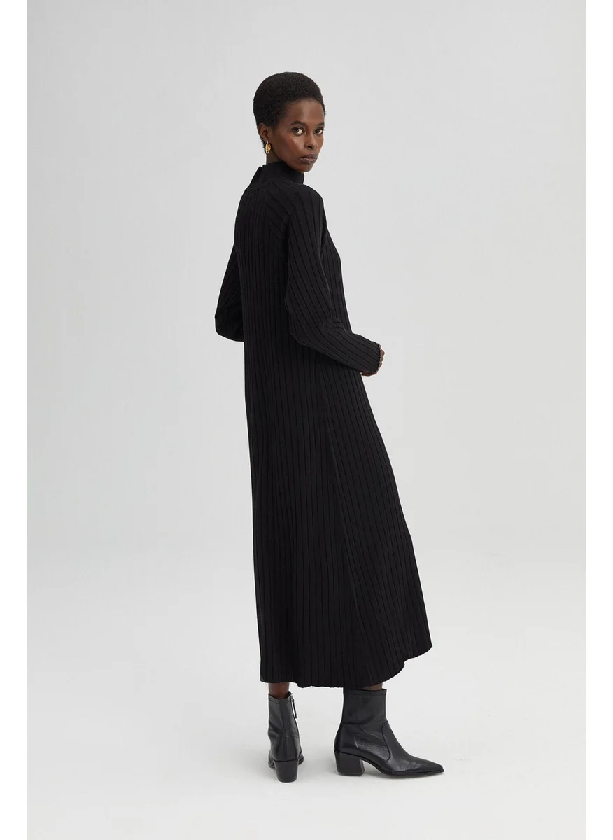 Touche Ribbed High Collar Knitwear Dress
