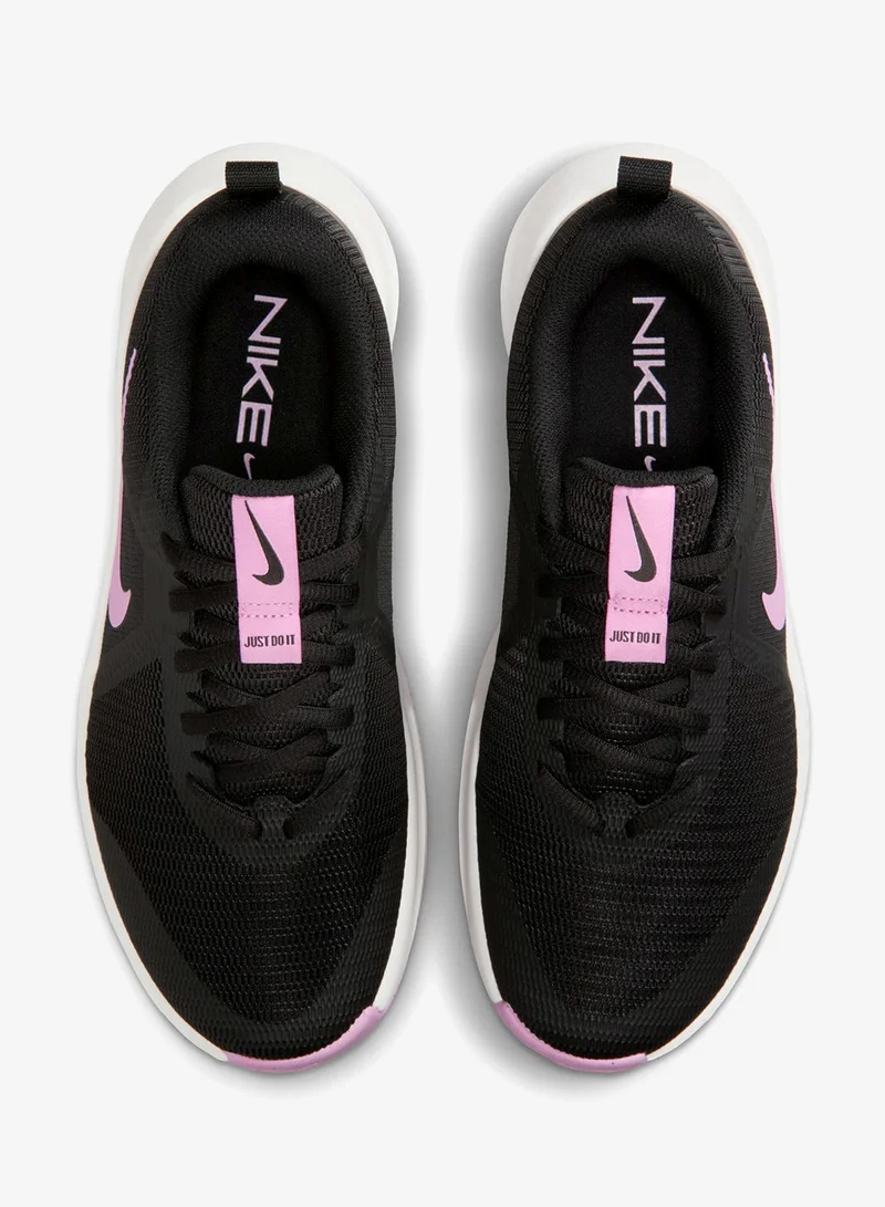 نايكي إم سي ترينر ٣