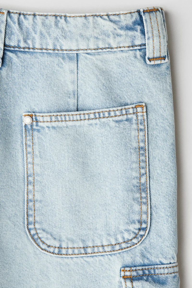 اتش اند ام شورت كارغو من الدنيم