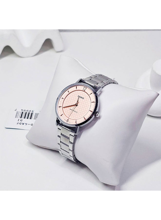 Casio LTP-VT04D-4A Women’s Stainless Steel Analog Watch – Pink Dial with Silver Bracelet - Image 4