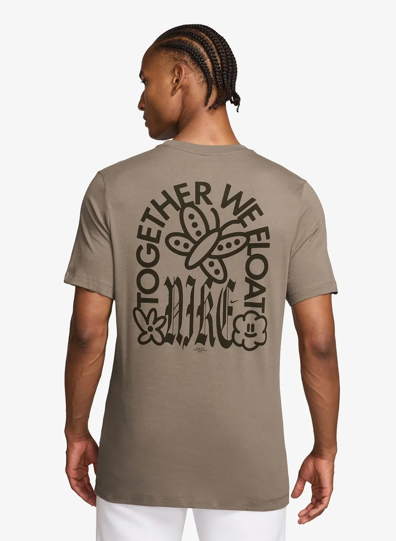 Nike Nsw Standard Float T-Shirt