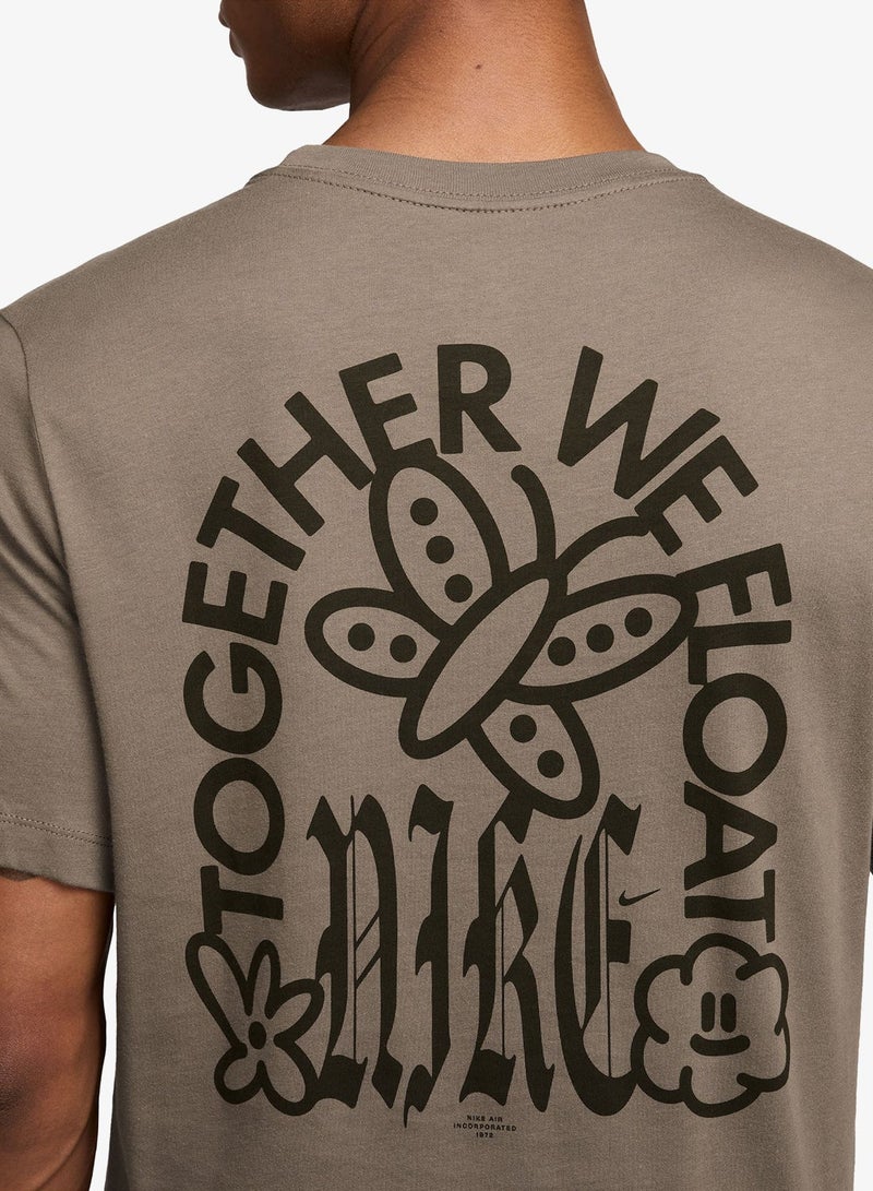 Nike Nsw Standard Float T-Shirt - Image 3