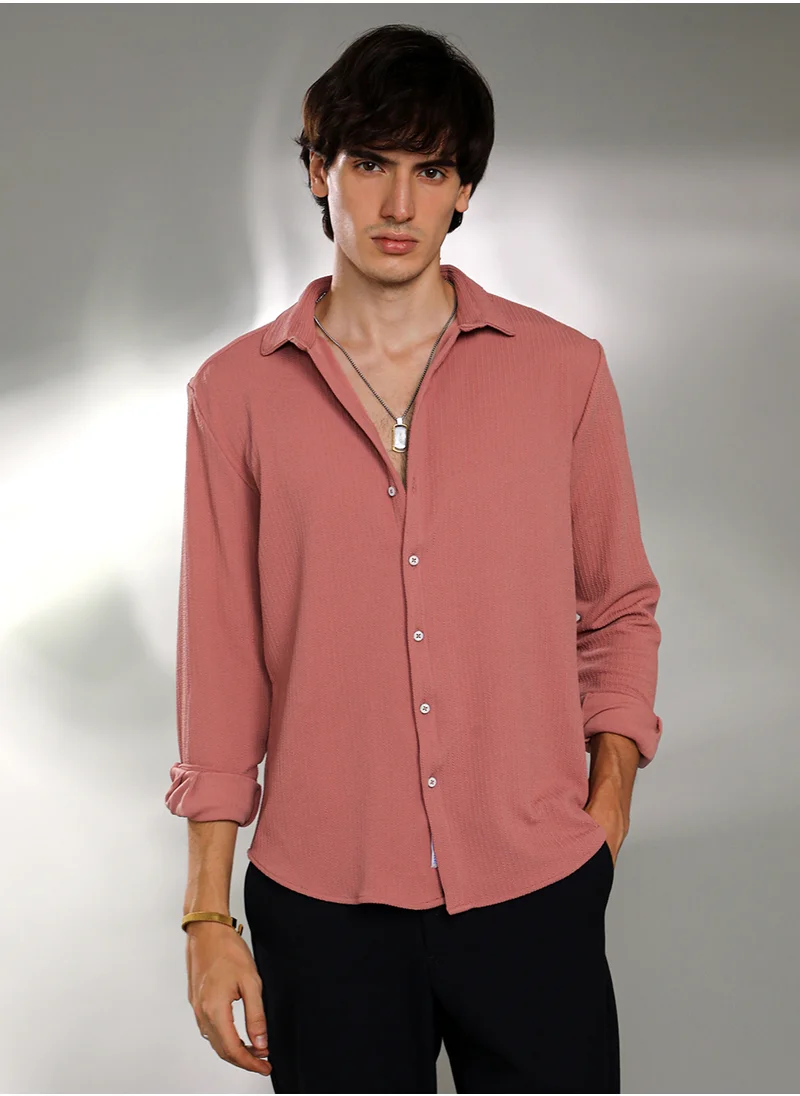 Campus Sutra Campus Sutra Men's Salmon Pink Stripe-Creased Shirt For Casual Wear | Spread Collar | Long Sleeve | Button Closure | Shirt Crafted With Comfort Fit For Everyday Wear