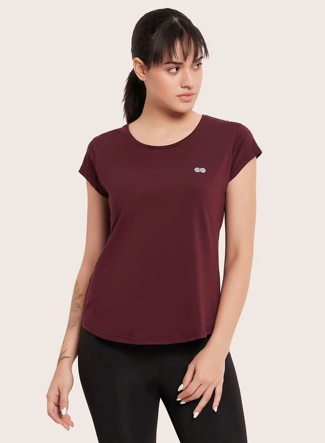 Clovia Maroon Solid Activewear T-Shirt
