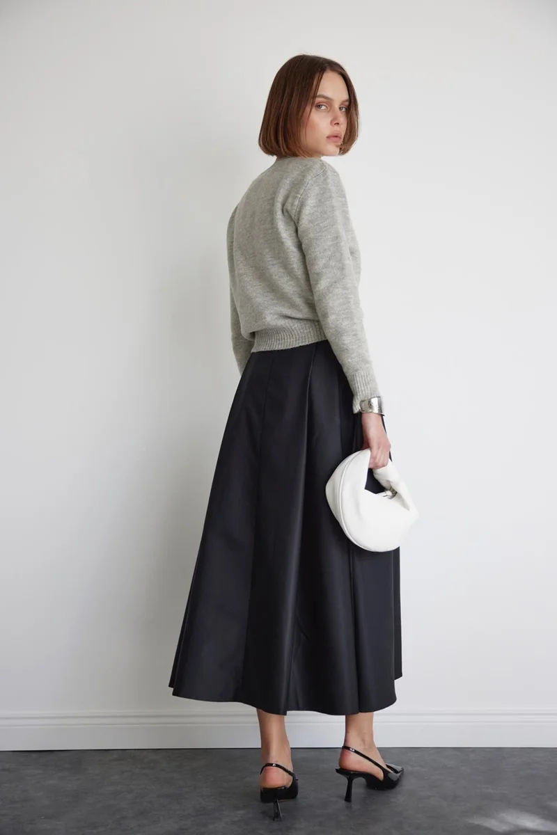 سود كوليكشن Black Ball Voluminous Long Skirt