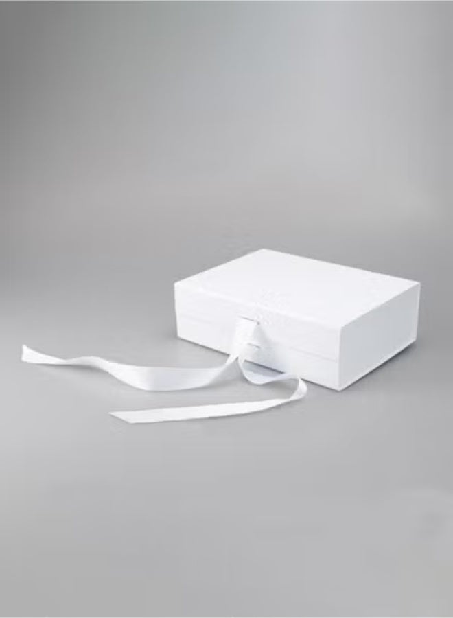 MANBO White Magnetic Gift Box with Ribbon, Foldable Lid, One-Step Easy Assembly, Gift Packaging Box 23×17×7 cm / 9.06×6.69×2.76 inch - Image 5