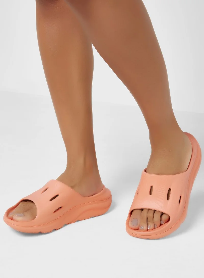 Hoka Ora Recovery Slide 3