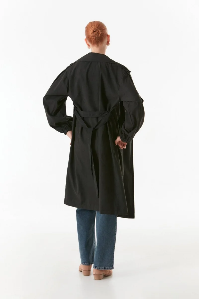 فولامودا Double Breasted Collar Stone Embroidered Trench Coat