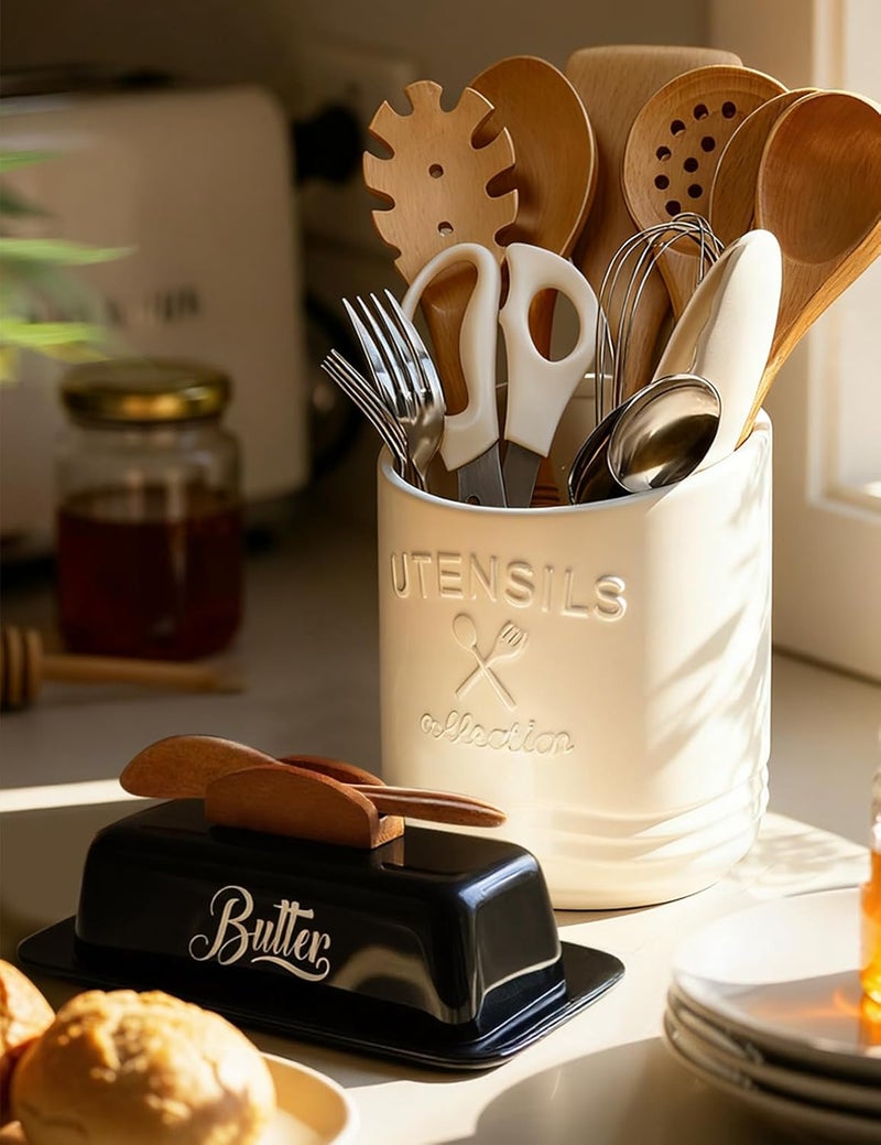 AISBUGUR Black Butter Dish with Lid and Knife，Black Butter Tray，Ceramic Butter Holder for Counter Humanized Clamp-able Knife Handle Design Perfect for East West Coast Butter - Image 4