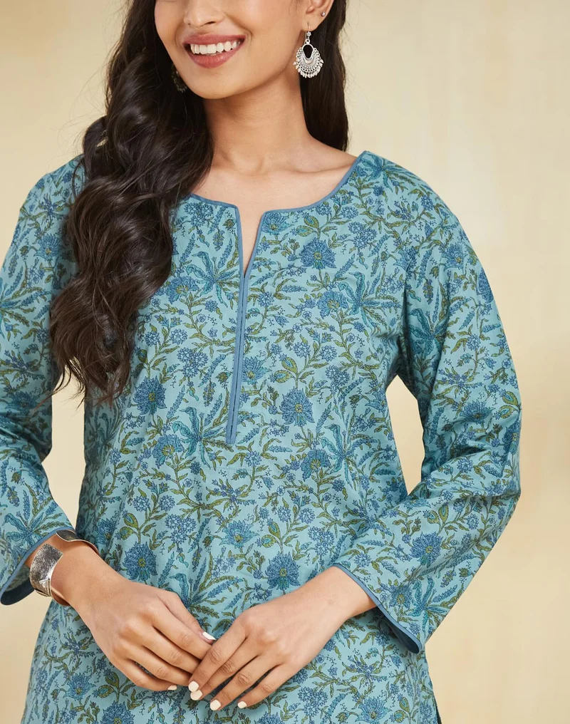 Fabindia Blue Cotton Slim fit Printed Short Kurta