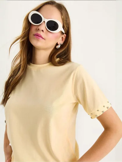 بيانكو لوتشي تيشيرت  مطرز بياقة مستديرة وأكمام قصيرة
