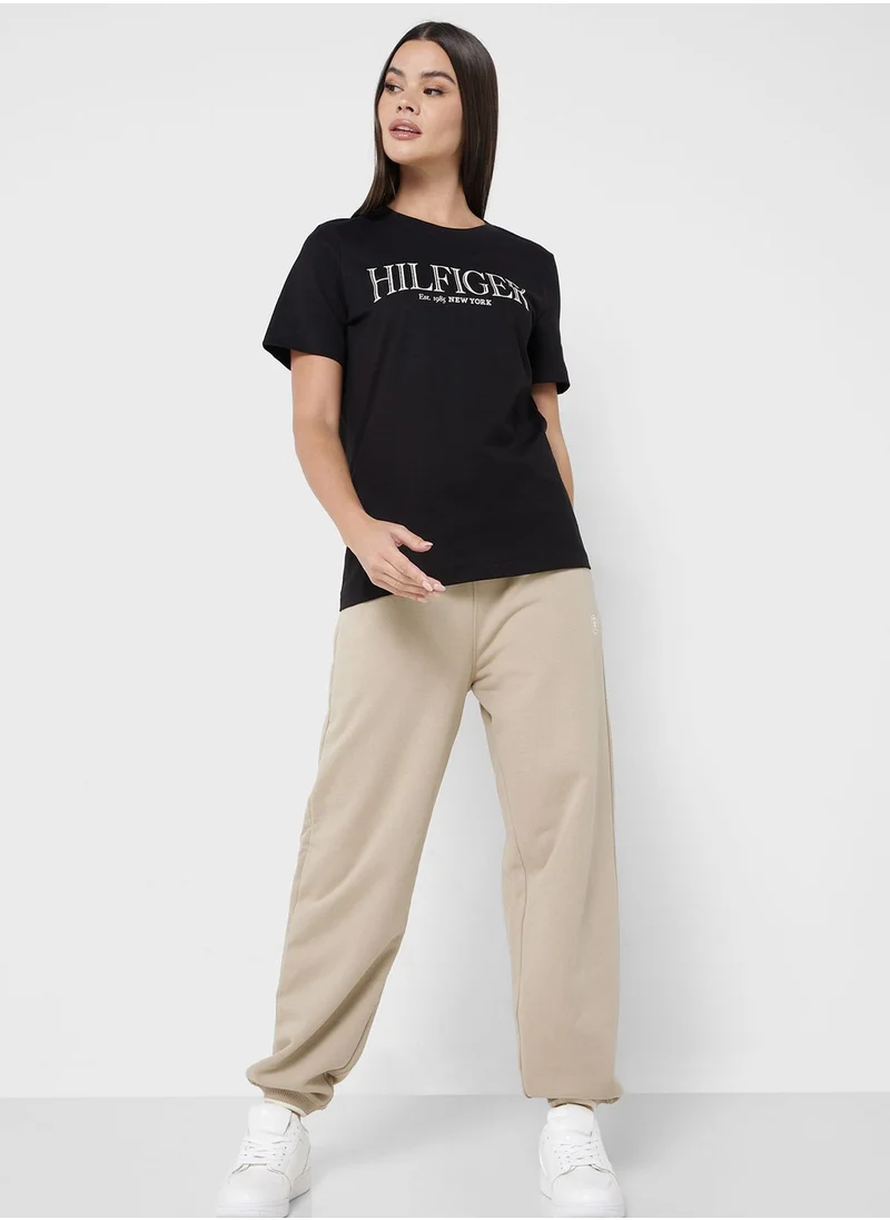 TOMMY HILFIGER Crew Neck Logo Printed T-Shirt