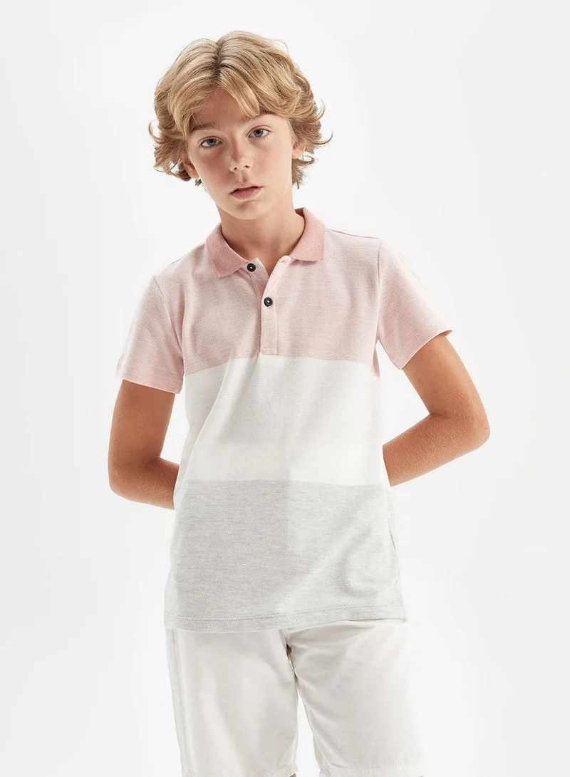 ديفاكتو تيشيرت بولو بأكمام قصيرة من البيكيه