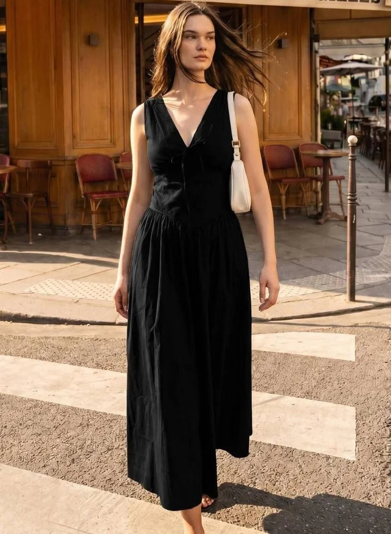 دينيس لينغو Women Black 100% Cotton Solid Midi Shift Fit And Flared Dress