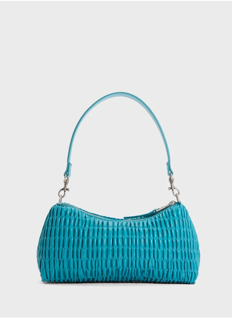 كالفن كلاين جينز Ruched Drop Zip through Shoulder Bag
