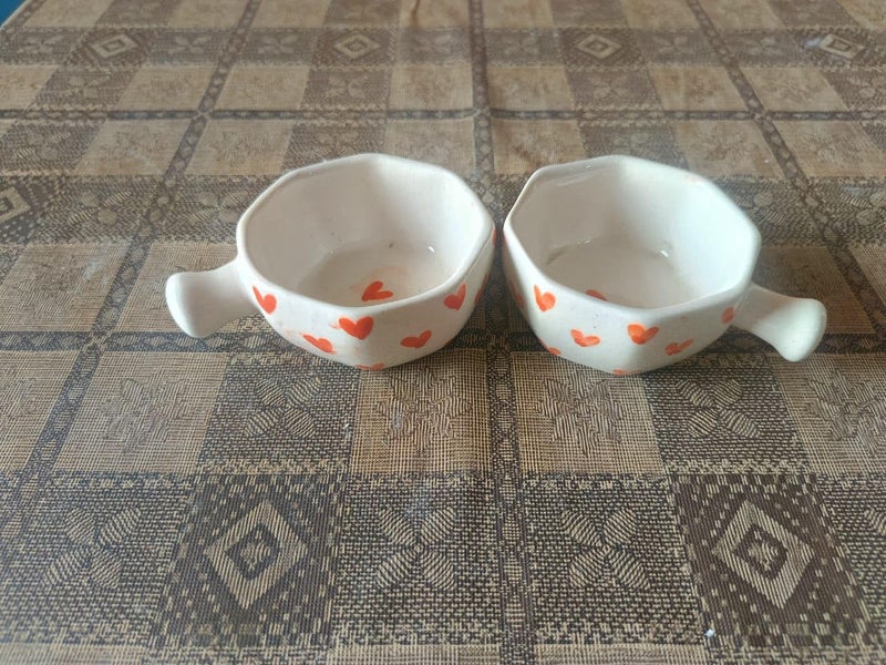MALAIKAH Ceramic Orange Heart Handpainted Hexagone Shape Chutney Bowls for Serving Dip Bowls (80 ML, Dishwasher Safe) Ketchup Bowl | Sauce Bowl | Chutney Bowl |for Kitchen Dining Table Bowl Set of 2 - Image 1