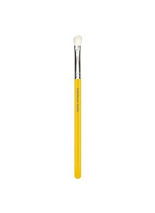 Bdellium Tools Professional Makeup Brush - Studio Series 765 Small Angled Shader - With Mix of Soft Natural and Synthetic Fibers, For Natural and Even Eyeshadow Blending (Yellow, 1pc) - pzsku/ZA9B7F2C8776CC5D028F6Z/45/_/1744137949/50eaea92-3a10-451b-bbec-807053e9e5af