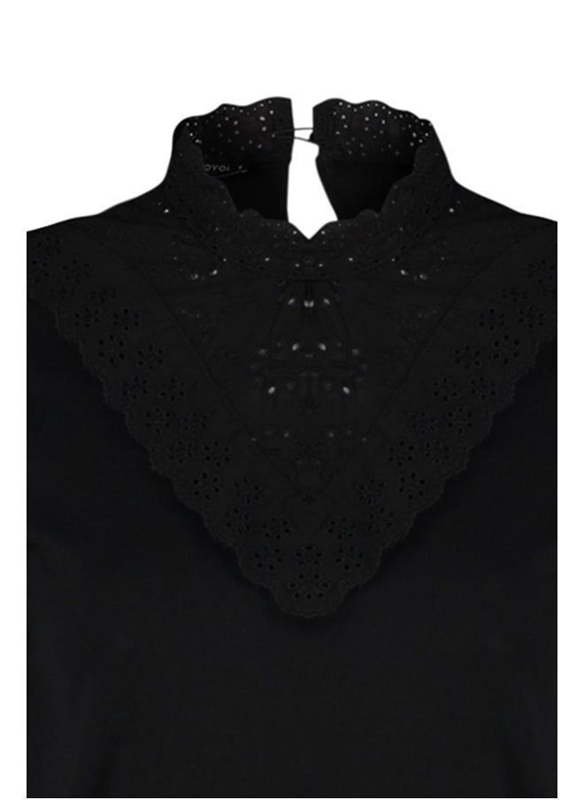 trendyol - Black Embroidered High Collar Basic Pattern Cotton Knitted Blouse TWOSS23BZ00879 - Image 1