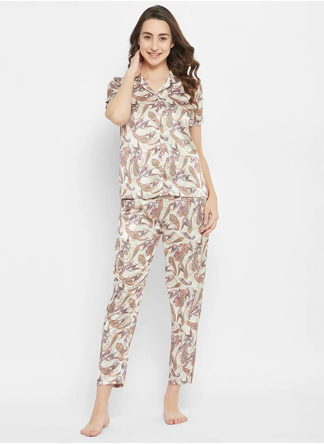كلوفيا Satin Paisley Print Buttoned Shirt & Pyjama Set by Styli