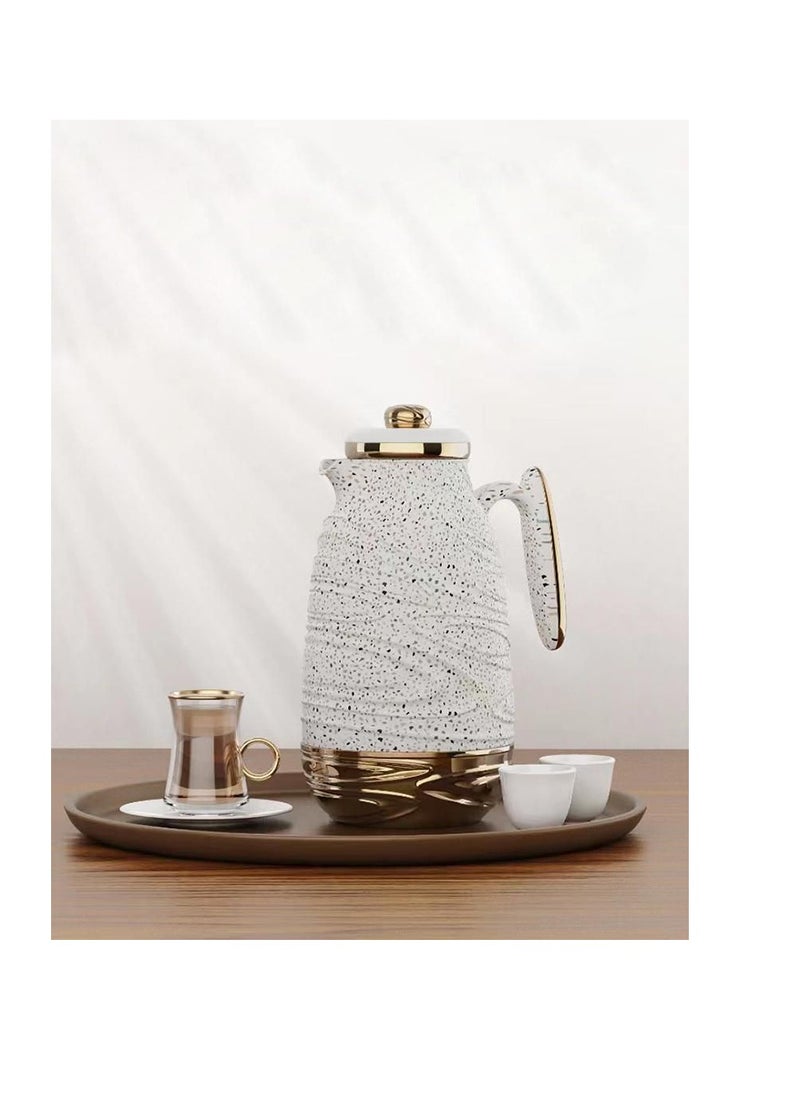 Generic - Thermos in the refrigerator for tea and coffee, with an ergonomic design that allows ease of use with a royal touch, half liter, of one piece, gold/ivory, plain - Image 1