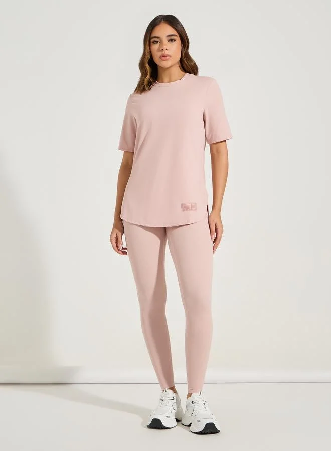 Styli Active Gymspire Edition - Tonal Label and Drop Shoulder Logo Detail Top