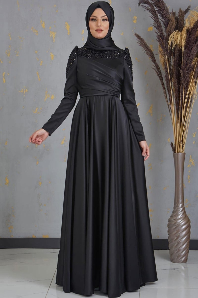 Esilanur Bersu Front Beaded Hijab Evening Dress Black  - Image 1