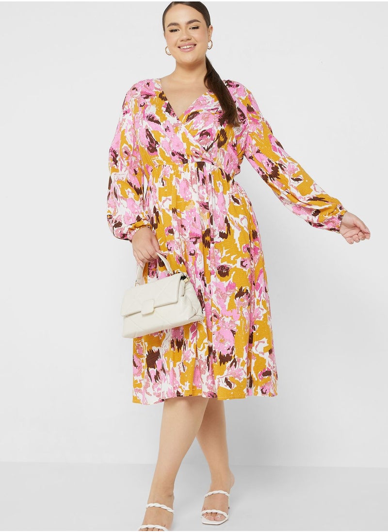 Vero Moda Curve Printed V-Neck Knitted Dress  - Image 1