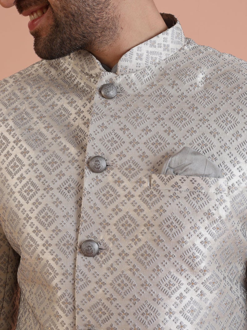 KISAH Men's Kurta Indo-Western Sherwani Trouser Set, Grey Silk Blend, Jacquard Regular Fit Mandarin Collar Long Sleeves (42) - Image 4