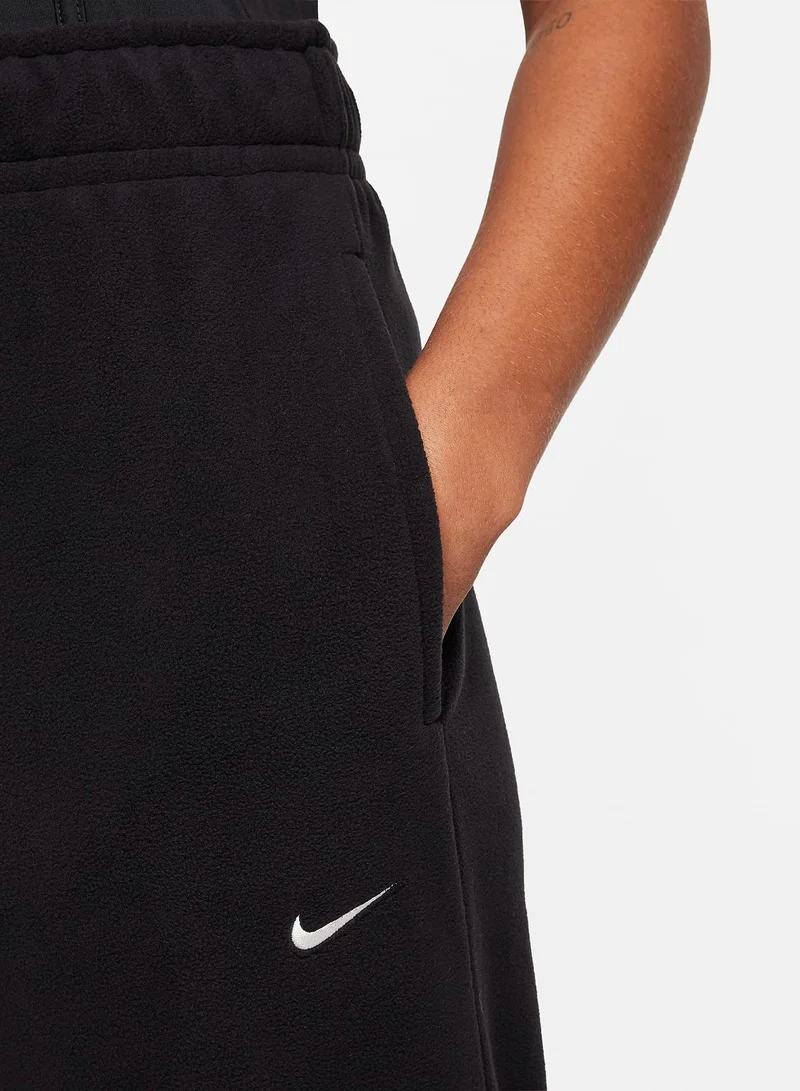 Nike Essential Pants
