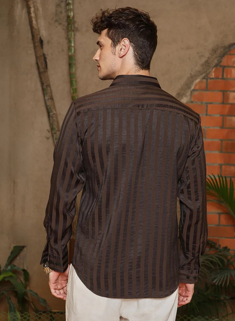 كامبوس سوترا Men's Coffee Brown Candy-Striped Shirt