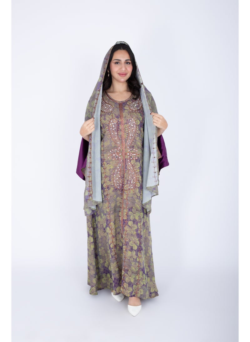 اكسا جلابية مطبوعة بنقوش كريستال مع شال أخضر - Image 5