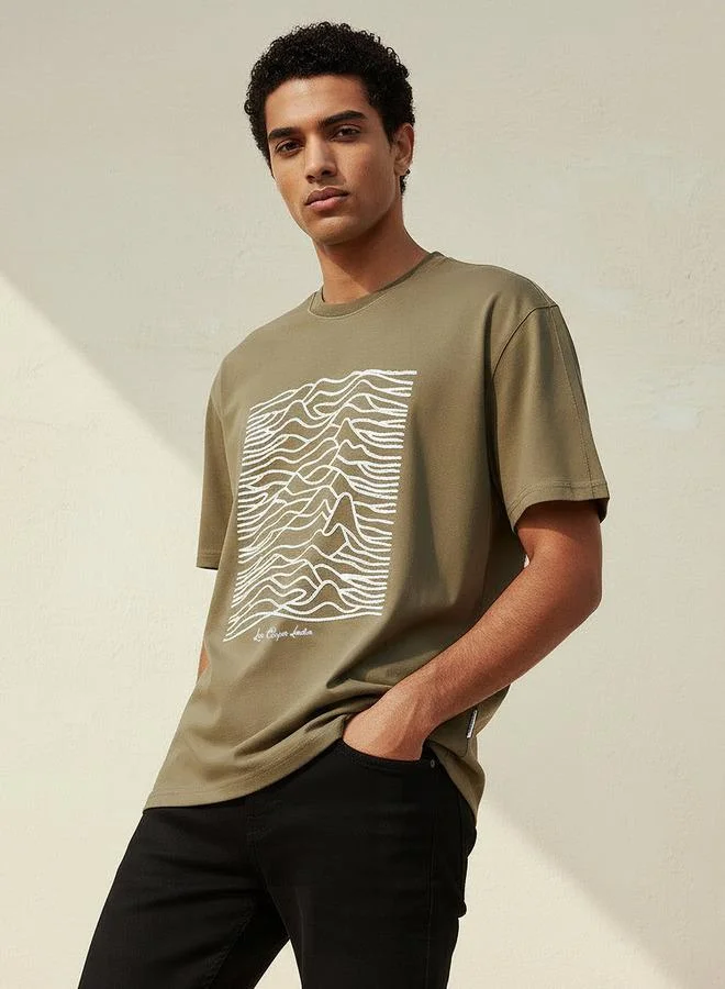 Lee Cooper Lee Cooper Men Regular Fit Crew Neck Short Sleeves Embroidered T-shirt