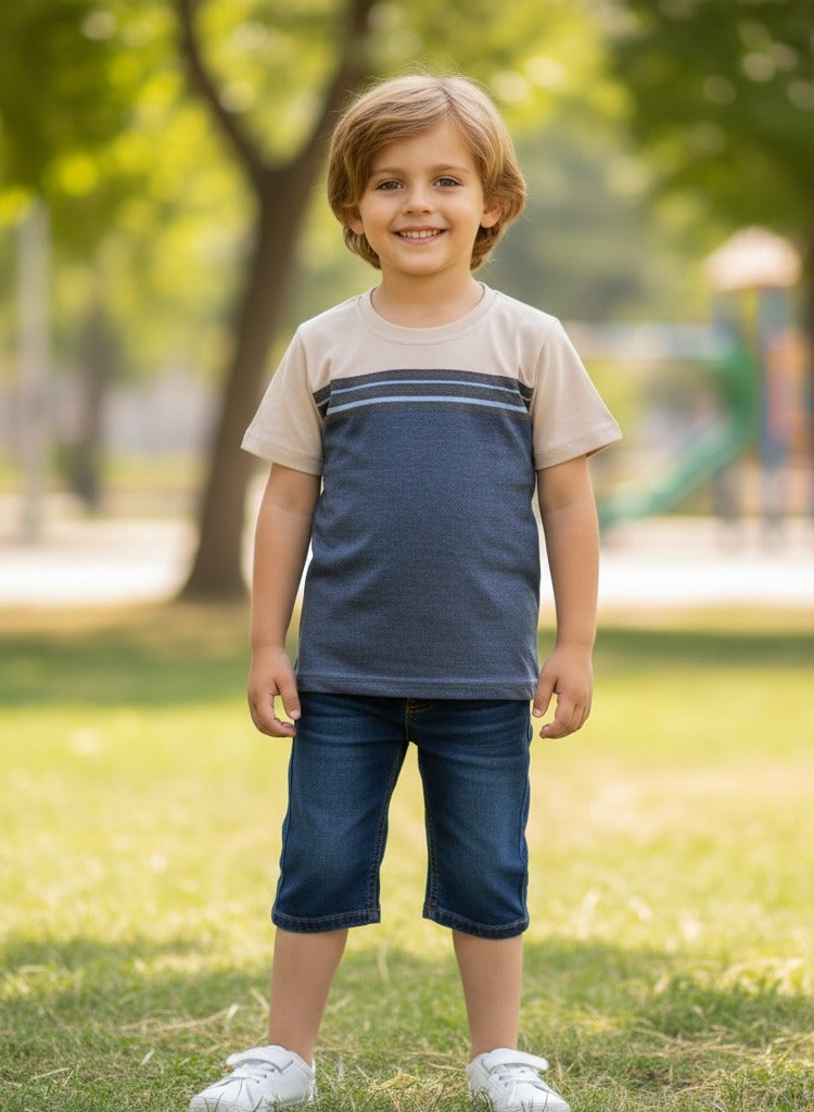 stylish, modern T-shirt that combines elegance and comfort - Image 1