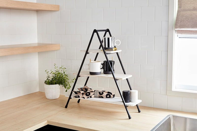 Mud Pie Black Circles Chambray Napkins 18 x 18 - Image 4