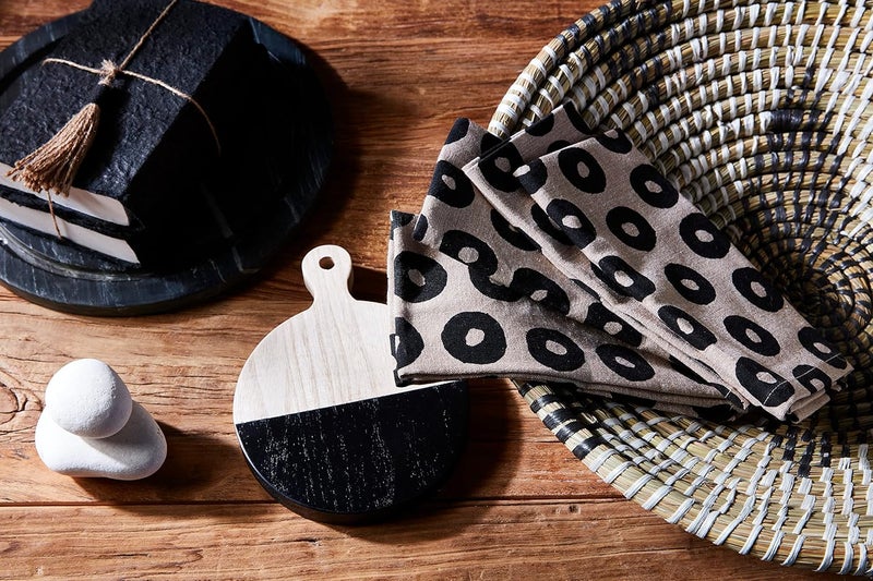 Mud Pie Black Circles Chambray Napkins 18 x 18 - Image 5