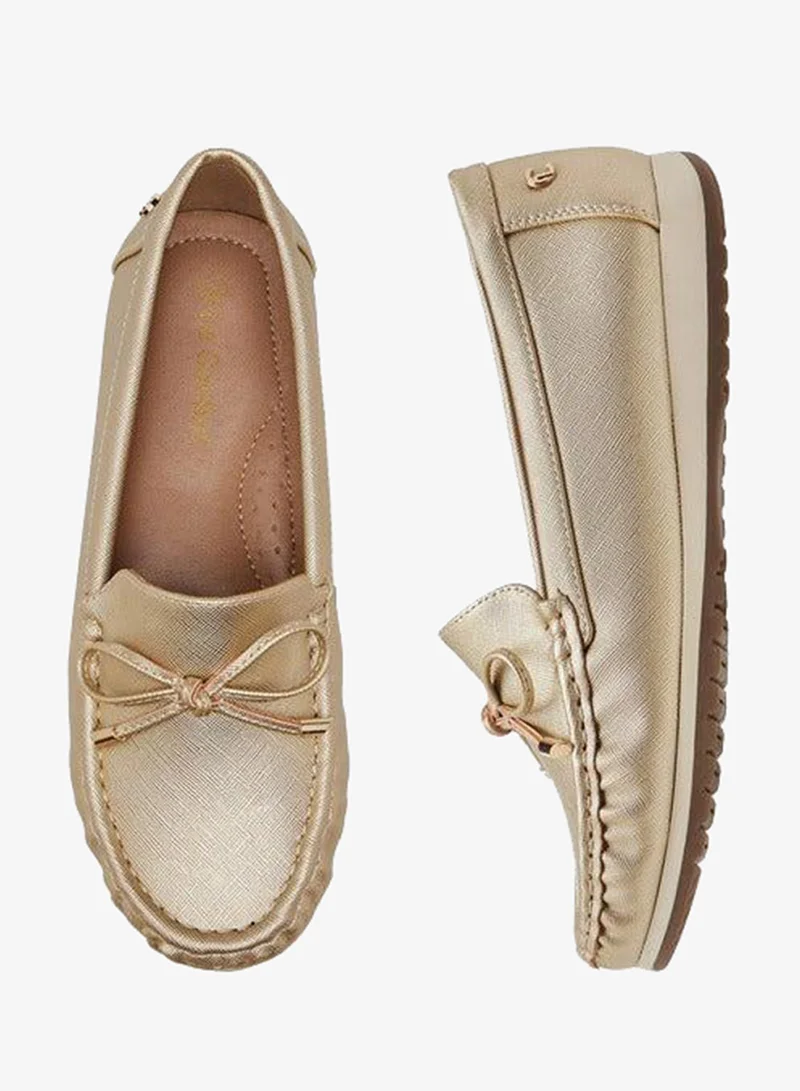 لو كونفورت موكاسين نسائي سهل الارتداء بتفاصيل فيونكة