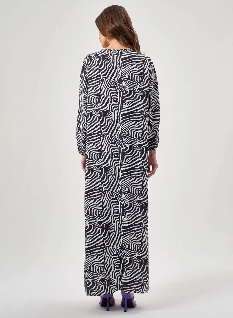 MIZALLE Cut Out Detail Dress Detail Dress