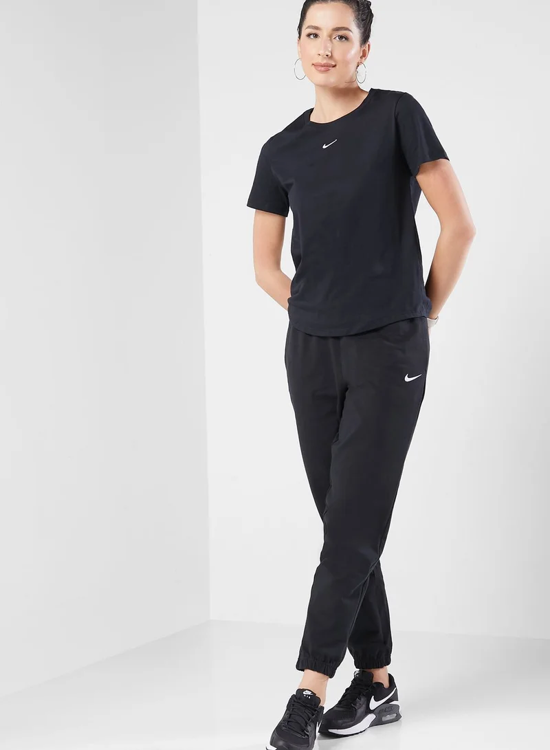 Nike Nsw Essential T-Shirt