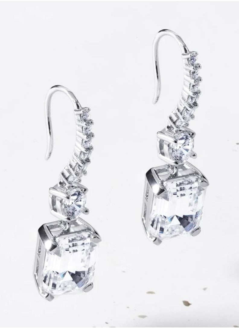 LAVEEN JEWELLERY Women’s Earrings | 18k Gold Plated Earrings with Cubic Zirconia Stones | Hypoallergenic Jewelry for Women, Tarnish-Free Earrings, Hand-Finished  925 Sterling Silver Earrings  - Image 3