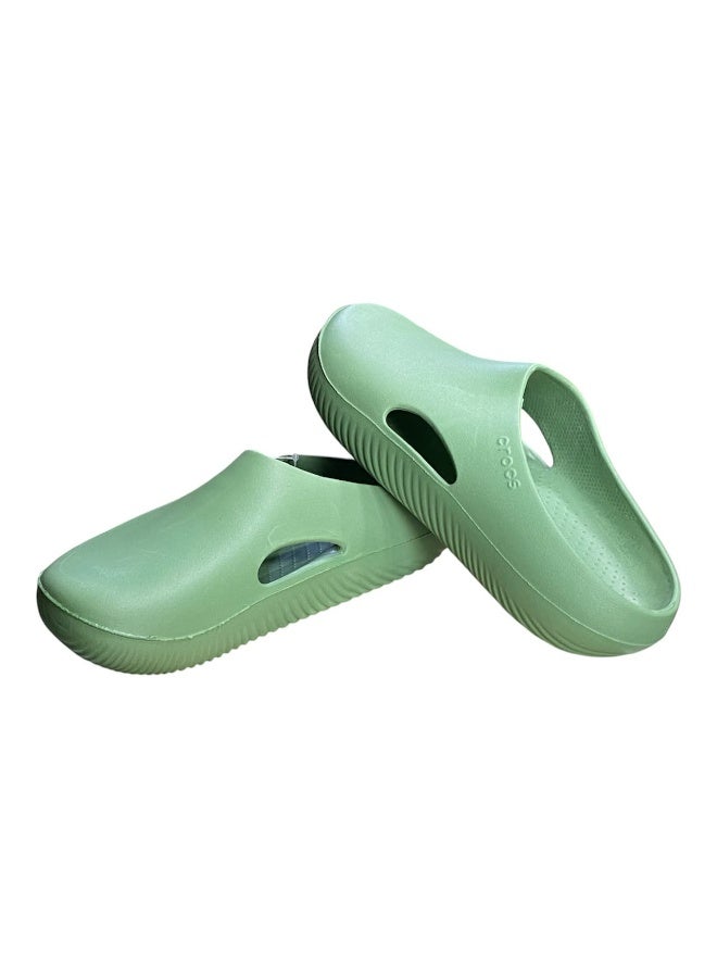 Crocs are comfortable - Image 2