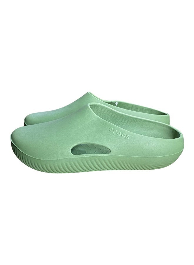 Crocs are comfortable - Image 3