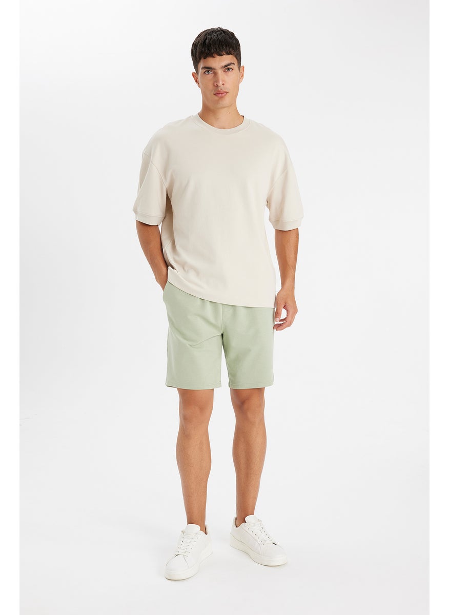 Man Regular Fit Basic Bermuda Shorts