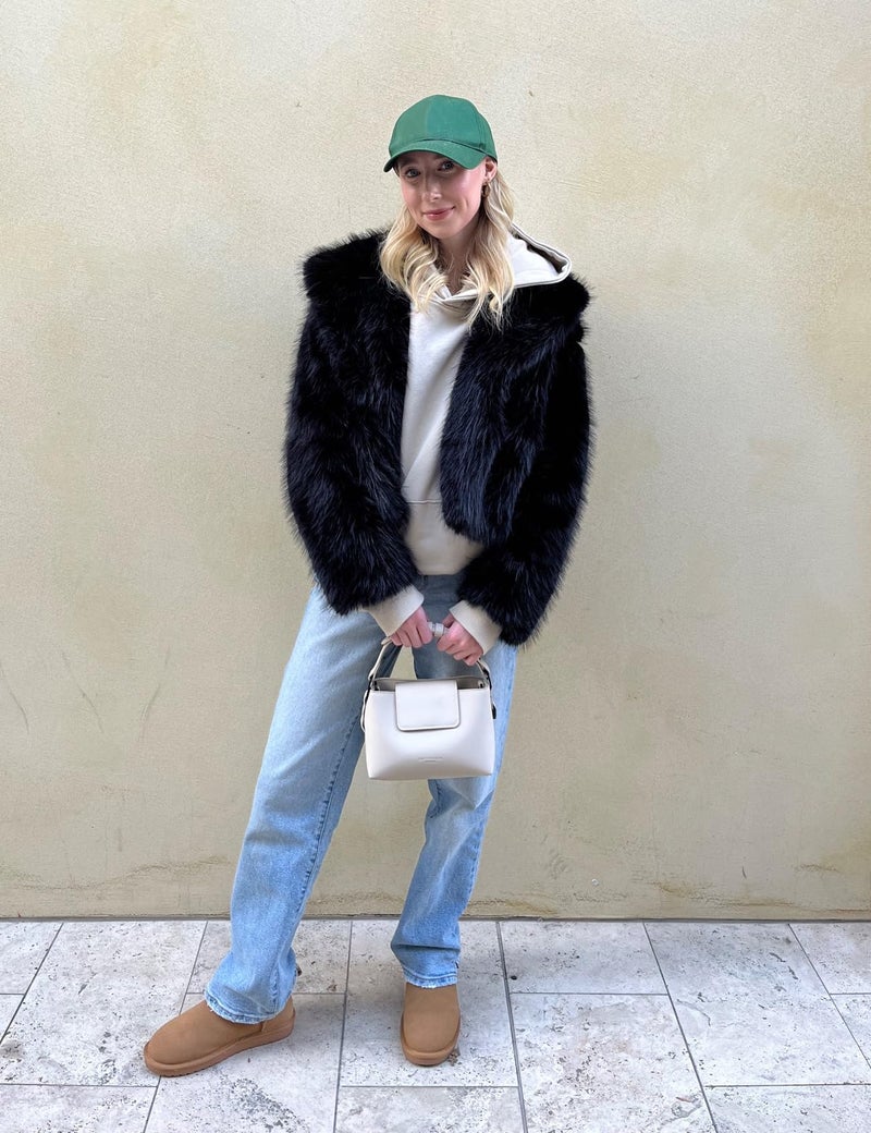 Flygo Women's Faux Fur Coat Fluffy Faux Fur Jacket Long Sleeve Lapel Furry Winter Jackets Shaggy Parka Short Coat(Black-L) - Image 5